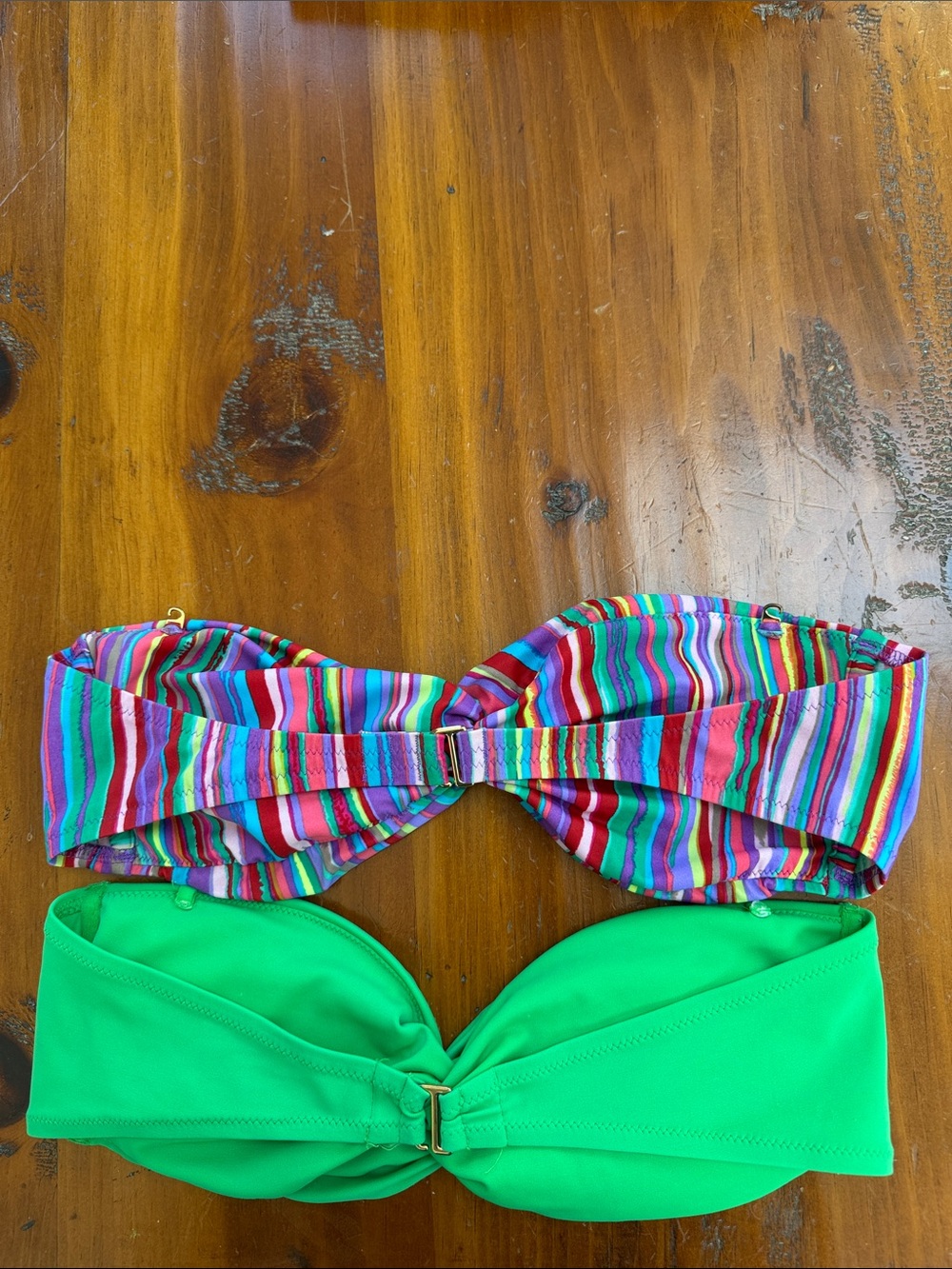 1 Victorias Secret bottom & 2 tops. All medium. Mix & match. - Picture 5 of 5